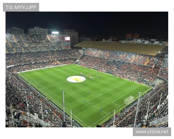 不满战绩三百瓦伦迷围堵梅斯塔利亚