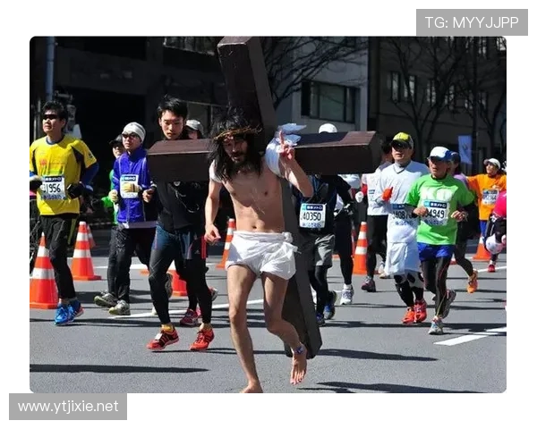 汤加赤膊哥马拉松传奇冬奥执旗